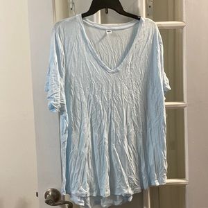 NWT old navy XXL baby blue v neck tee